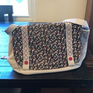 Ugg messenger bag
